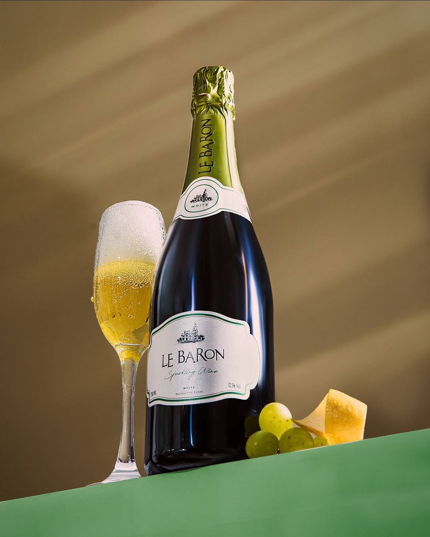 レ・バロン・クラシック スパークリングワイン 白泡 Le Baron Classic White NV