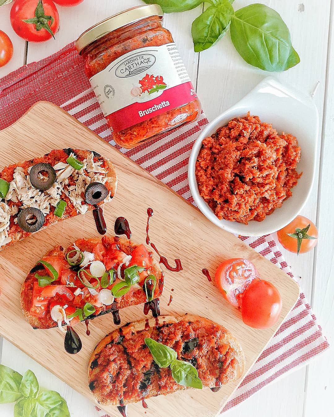 ブルスケッタ(天日干しトマトのみじん切りオイル漬)200g bruschetta